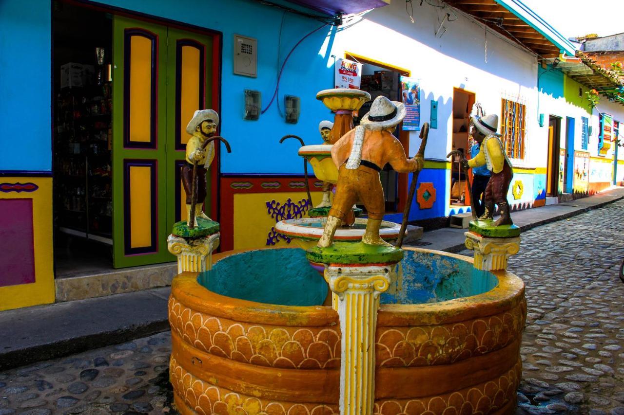 Hotel Real Guatapé Buitenkant foto